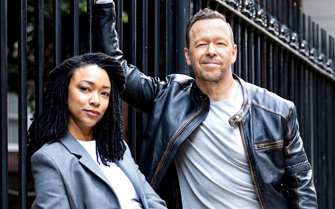 Boston Blue: Danny Reagan starł się ze swoim nowym partnerem (pod groźbą broni!) w pierwszym zwiastunie spin-offu Blue Bloods